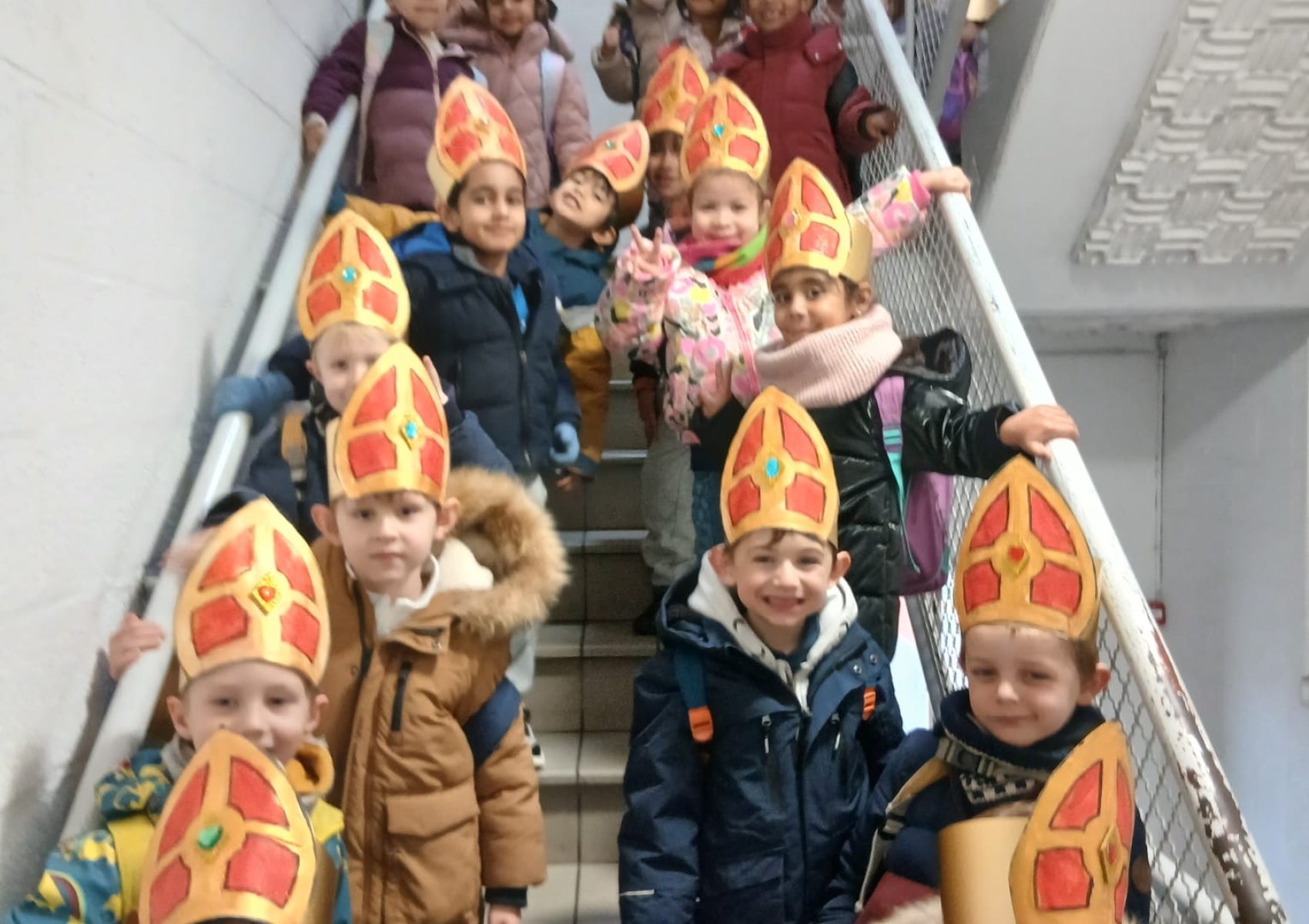 whatsapp image 2025-12-08 at 00.04.28